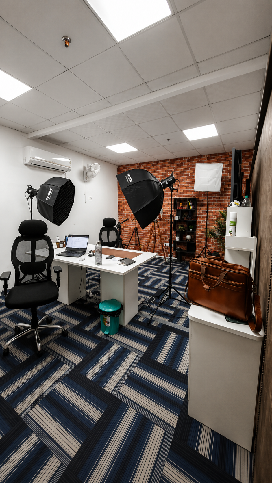 Studio Room